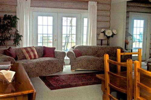 The Lodge At Weir'S Beach Metchosin エクステリア 写真