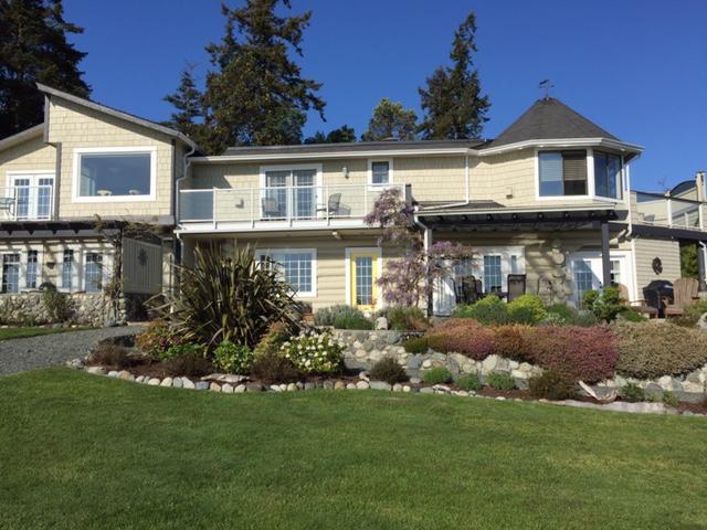 The Lodge At Weir'S Beach Metchosin エクステリア 写真